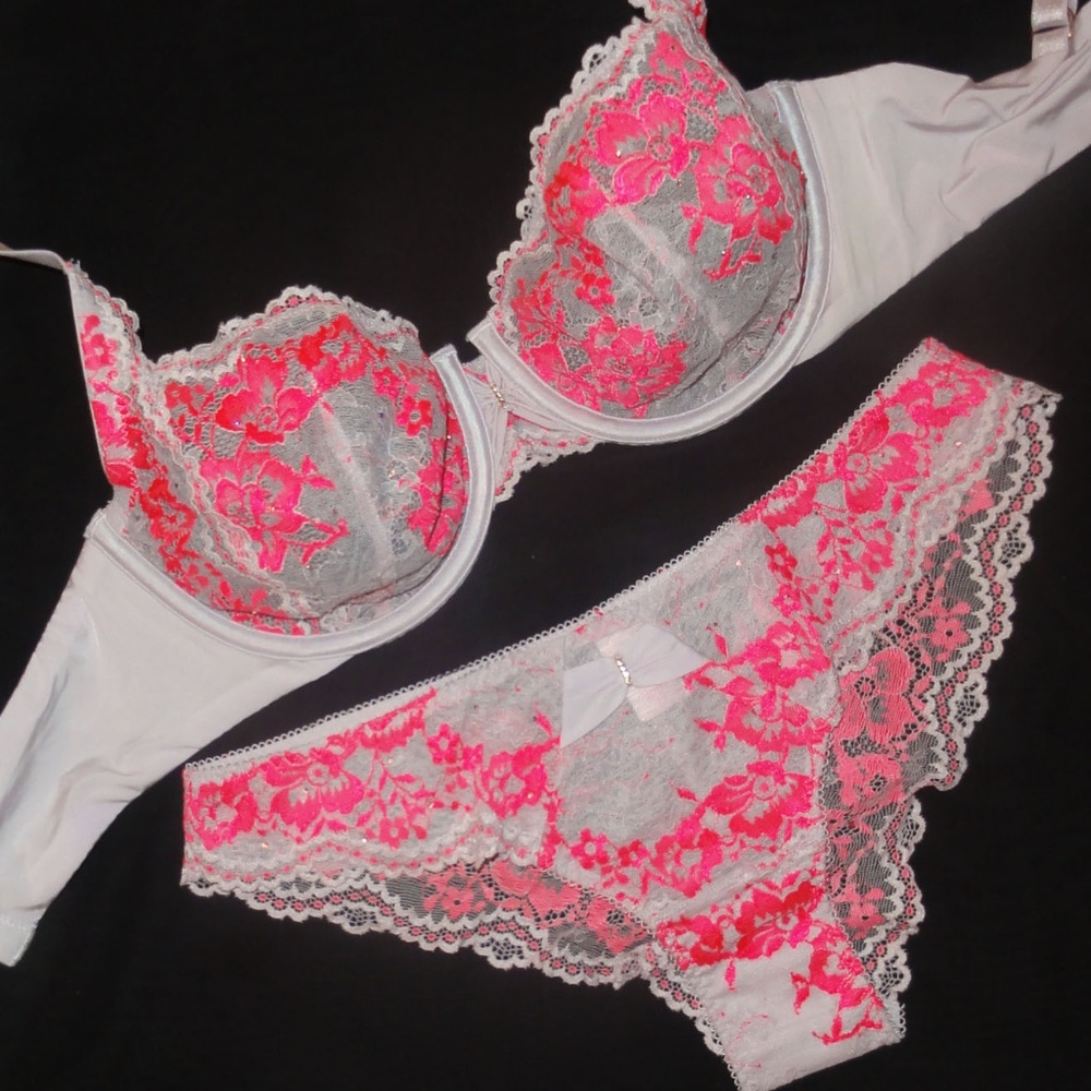 36C, M NWT Victoria's Secret Desire Set Unlined Demi Bra, Cheekini Bikini Panty